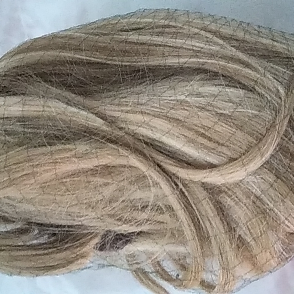 Wig Blonde Shining Yourself by Haircube - Picture 6 of 6